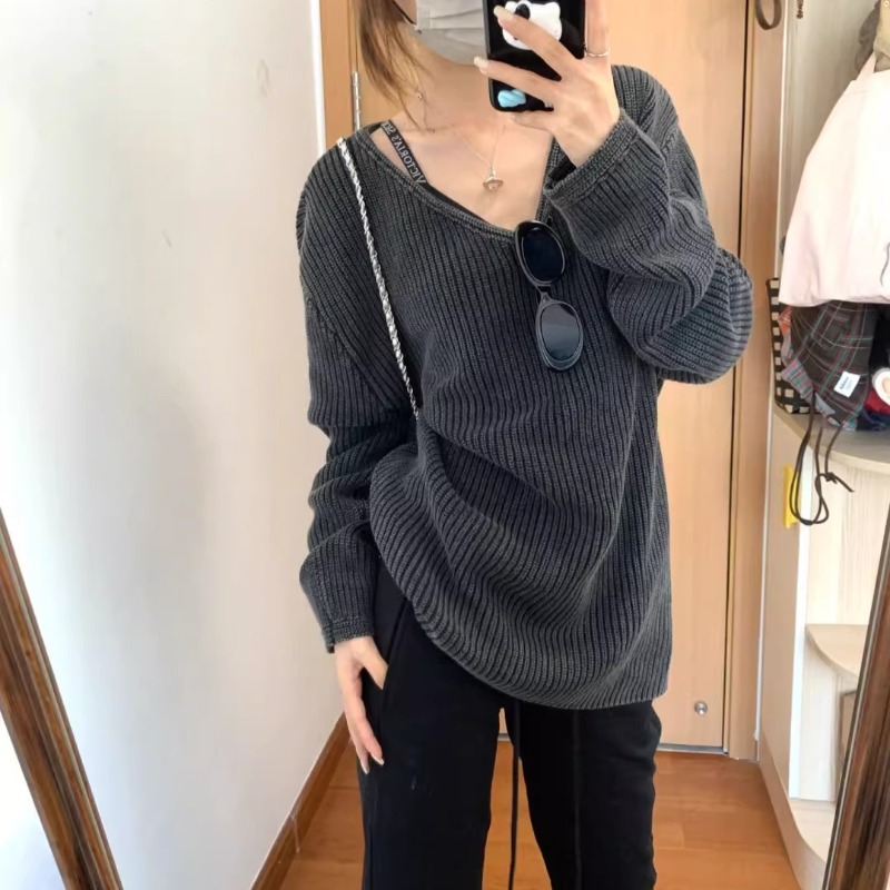 Street Fashion Winter 2025 - V-neck Washed Solid Color Casual Long-sleeved