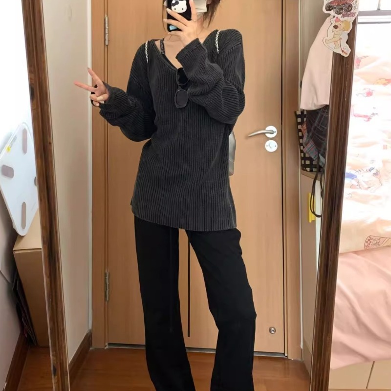 V-neck Washed Solid Color Casu - Street Fashion Winter 2025 review and price