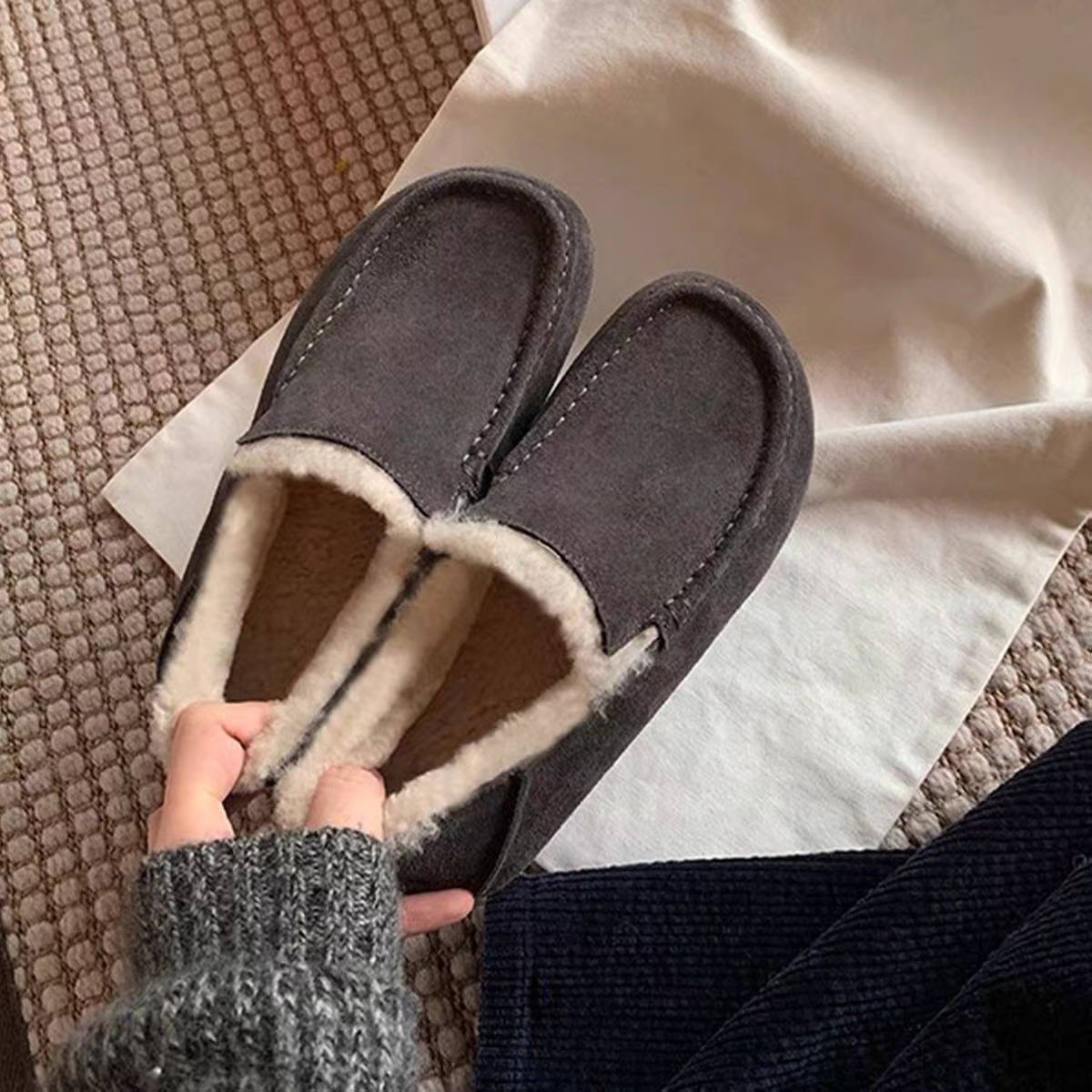 Autumn/Winter Fashion Keep War - Street Fashion Winter 2025 review and price
