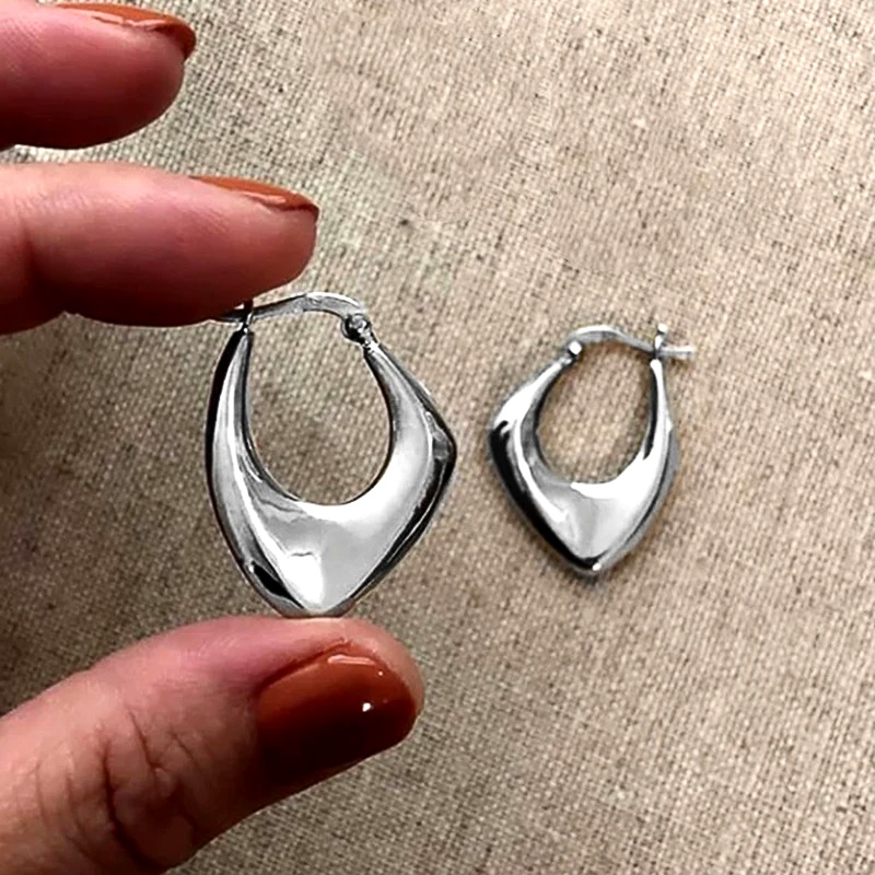Minimalist Geometric Metal Hoo - Street Fashion Outfit Girl review and price